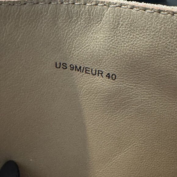 Vince Cabria Suede Lug Boot Women's Beige Side Zip Combat, Size 9M NWOB - Picture 9 of 10